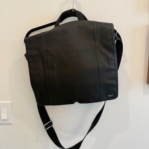 Tumi Black Messenger Bag Durable Fabric Adjustable Strap